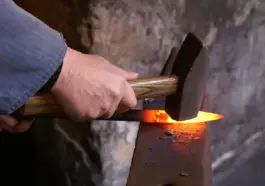 Skal du bruge ESTA ved transit i USA i 2025?